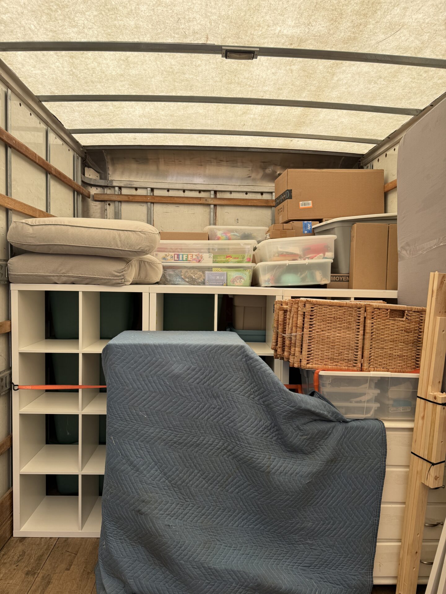 Ecoway Movers Collingwood team performing careful packing service using double-walled boxes and dish packs for fragile items during Collingwood home relocation